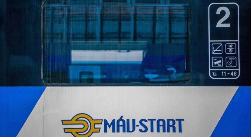 Halálra gázolt egy férfit a Bakony InterCity