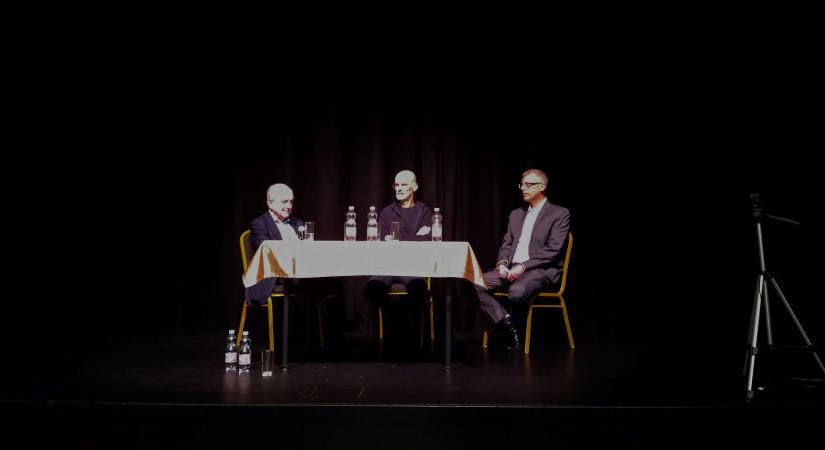 Fleck Zoltán: A kormány felkészült a választás elhalasztására is