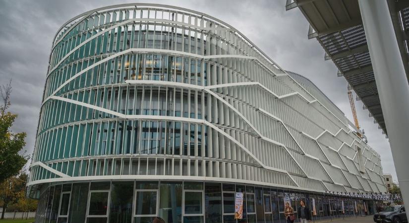 Befejezik a kecskeméti egyetem félbehagyott CAMPUS beruházását