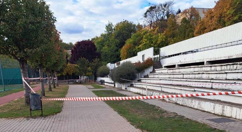 Visszavette az önkormányzat a Marczibányi téri sportcentrumot, ami szerintük több helyen élet- és balesetveszélyes