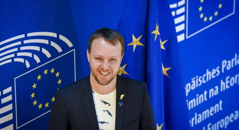 Feljelentették Orbán Viktort egy kémszoftveres támadás ügyében