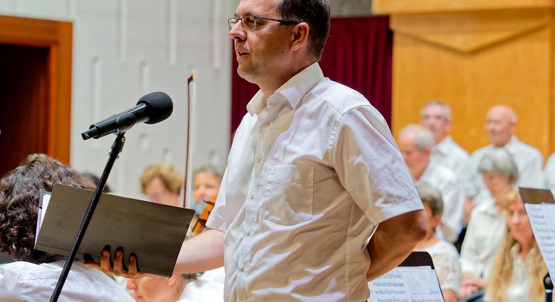 Válság és útkeresés korunkban - dr. Holló Péter és Molnár Miklósné előadás-sorozata a Berzsenyi Dániel Könyvtárban