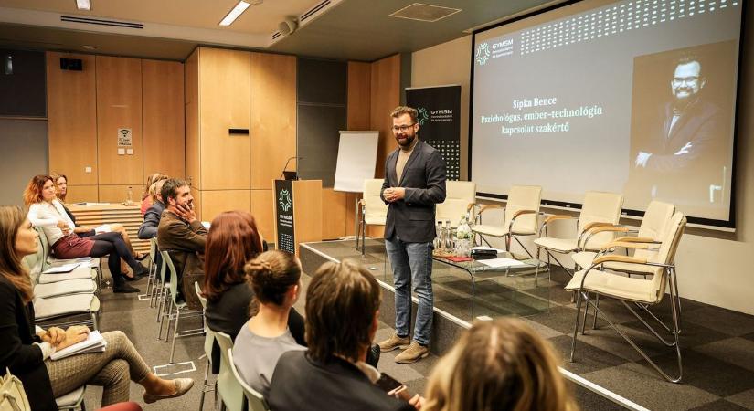 Ember központú vállalat építés - 19. alkalommal rendezték meg a HR konferenciát Győrben