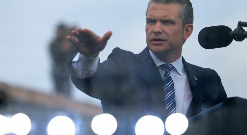 Hegseth háborúja: olyan sajtószabályokat vezet be a Pentagonban az ex-Fox News-os miniszter, hogy a Fox News is kiborult