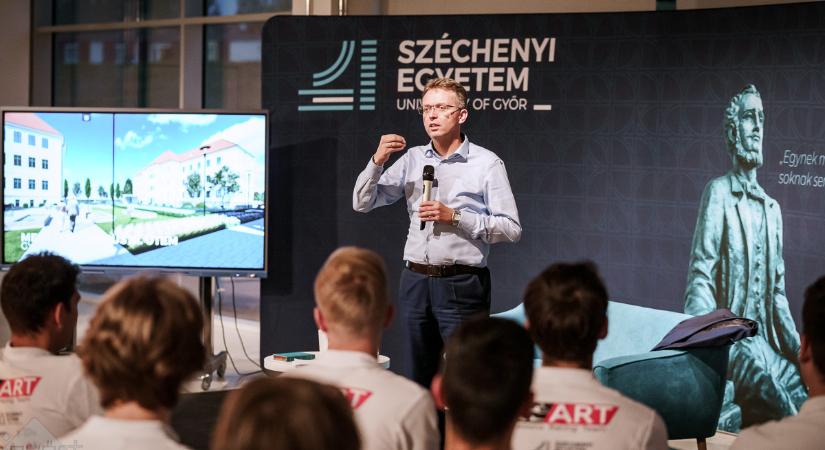 Hankó Balázs Győrben: „A Széchenyi Egyetem a megújult egyetemek ligájában játszik”