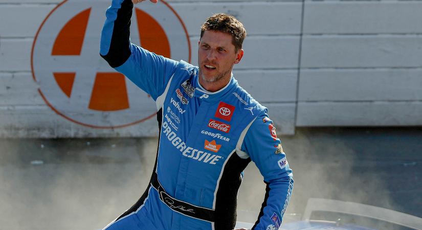 Denny Hamlin arra biztatja a rajongókat, hogy hozzák össze a világ legviccesebb dolgát