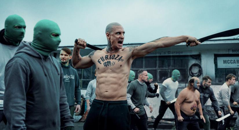 Mától a Netflixen: 74 országban került a TOP 10-be a 18-os krimi első része, végre itt a folytatás!