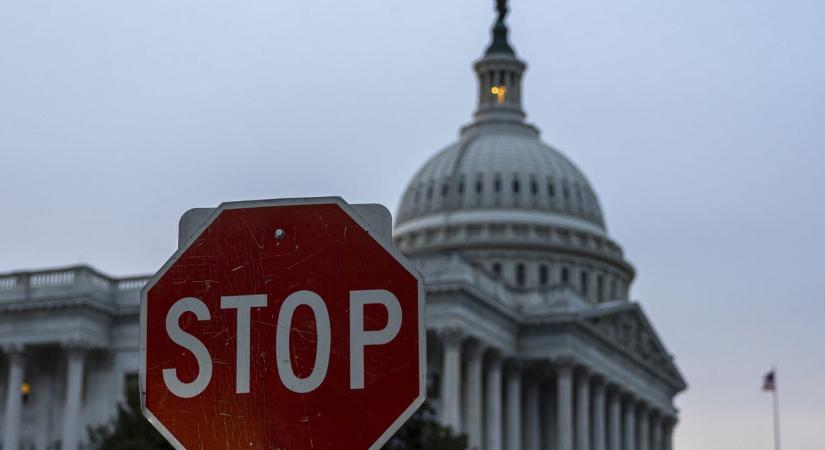 Megint elutasította az amerikai szenátus a költségvetést, tovább állnak a szövetségi intézmények