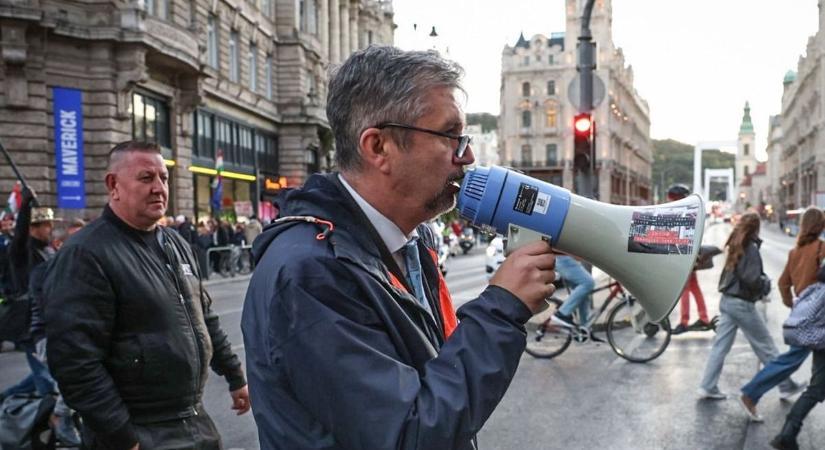 Hadházy már megint csonkig égette magát – pedig csak bele akart rúgni Orbán Viktorba, ráadásul olyan szépen indult minden!