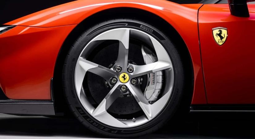 Teljes pályás letámadásba lendül a Ferrari