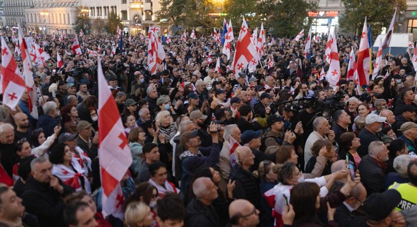Ezúttal is azonosítottak magyar álmegfigyelőket a Grúziában tartott választáson