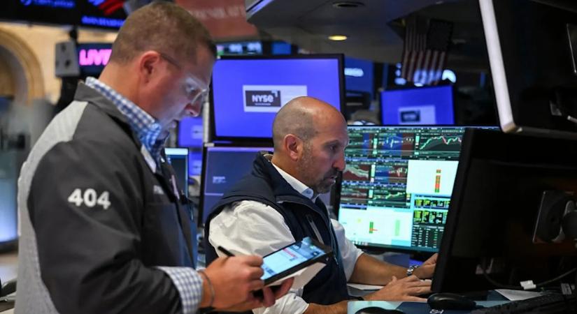 Részvények kontra Bitcoin az AI korszakában: melyik a jobb választás?