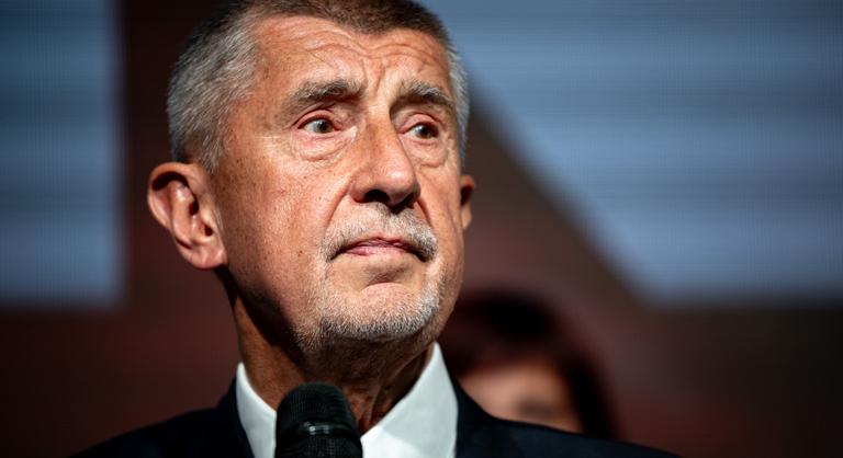 Korábban náci karlendítő, rasszista kijelentéseket tevő politikus akadályozhatja Orbán Viktor szövetségesét
