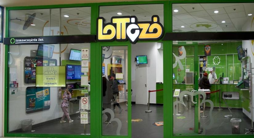 A nagy átverés! Kamu videóval próbálnak pénzt kicsalni a Szerencsejáték Zrt. játékosaitól