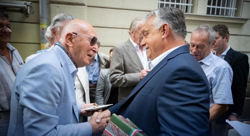 Orbán Viktor: gőzerővel dolgozunk a 14. havi nyugdíjon