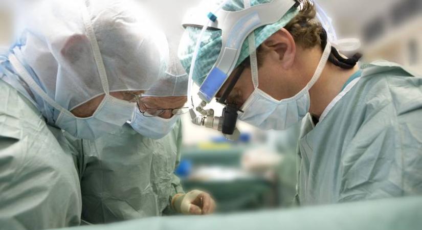 Nem hiszed el, mit engedett meg a kamaszlányának a sebész: letartóztatás lett a vége