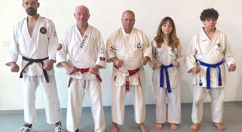 Magyar és román mesterek együtt edzettek Temesvár mellett