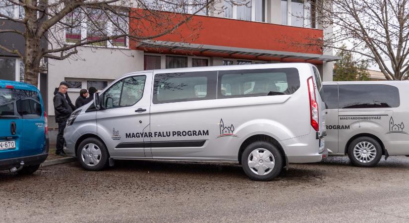 Felfüggesztett börtönt kérnek a volt fideszes polgármesterre, aki közpénzből vitte FTC-meccsre a haverjait