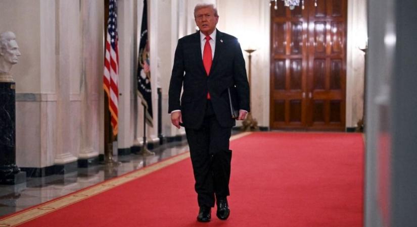 Izzik a levegő Washingtonban Zelenszkij érkezése előtt: Trump felszólította az oroszokat, hogy fejezzék be a háborút