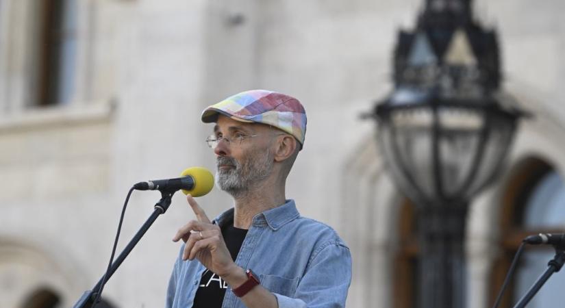 Durva kijelentést tett Fleck Zoltán: fel kell készülni arra, hogy a kormány bármilyen eszközt bevethet a győzelem érdekében