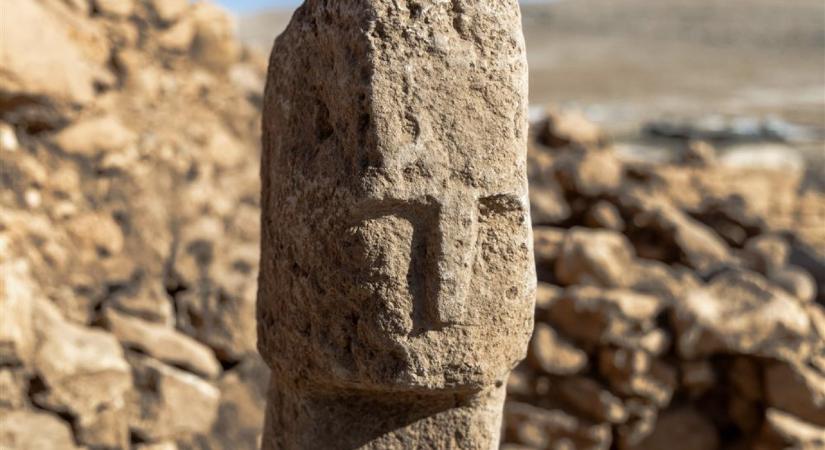 Önarckép lehet az a 12 ezer éves szobor, amire nemrég találtak rá Karahan Tepében