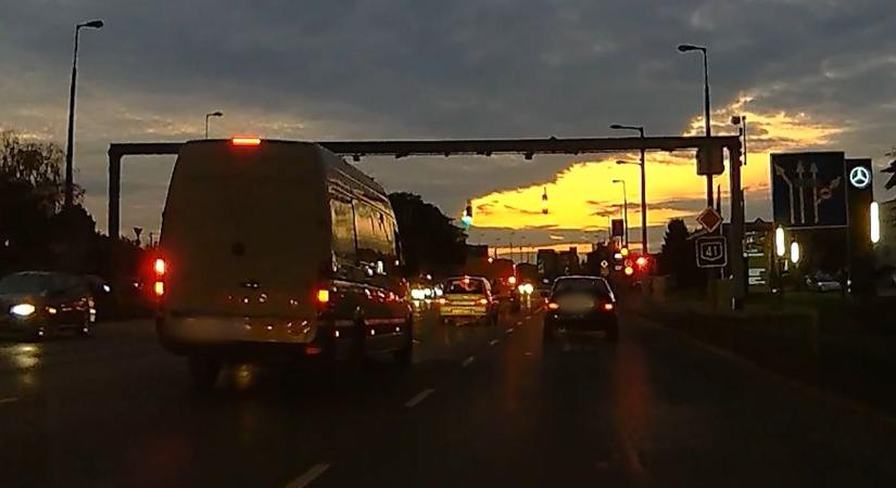 Pont a VÉDA előtt csinálták meg a bajt Nyíregyházán, ezért durván vissza fog nyalni a karma – videóval