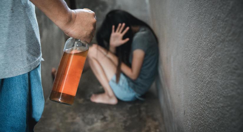Csaknem 20 évnyi terror után 20 év fegyházat kapott a szörnyeteg apa