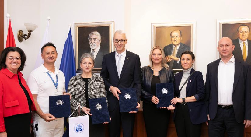 Stratégiai együttműködés a daganatos betegségek elleni küzdelemben