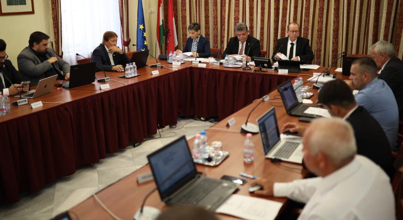 Élő közvetítés a közgyűlésről