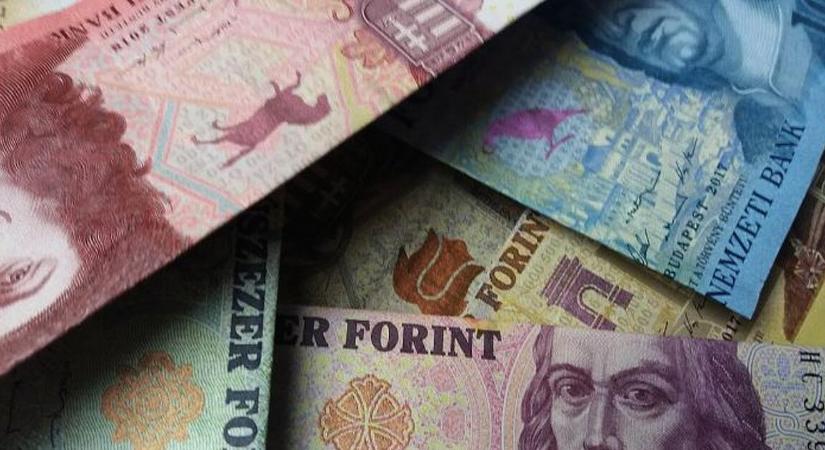 Aki kkv-nek dolgozik, felejtse el a fizetésemelést?