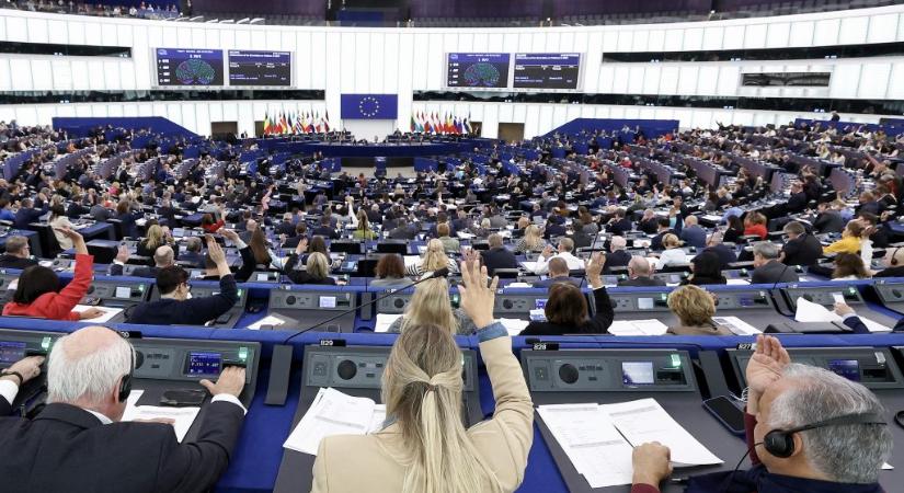 Az év elejétől tiltanák az orosz energia importját az EP szakbizottságai