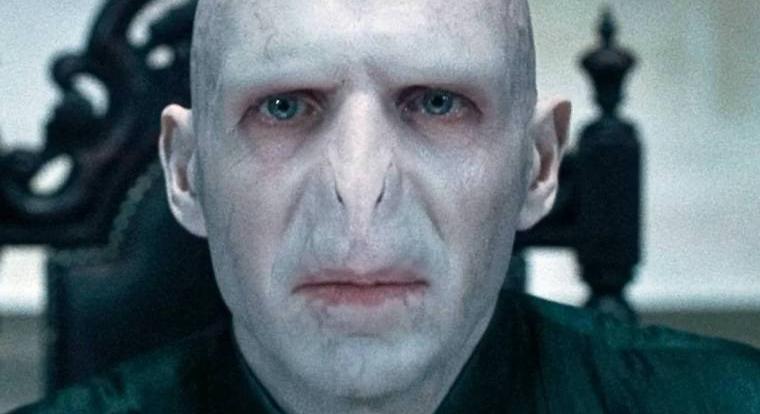 Voldemort első felbukkanását sejtetik a Harry Potter-sorozat újabb forgatási fotói