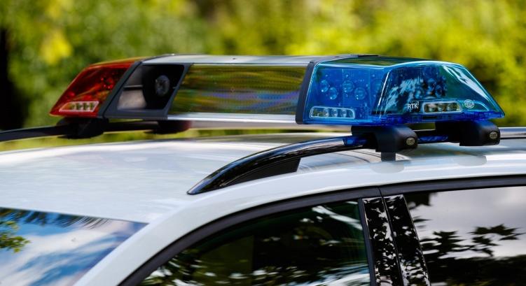 Rendőrök mentettek meg egy asszonyt a Dráva partján