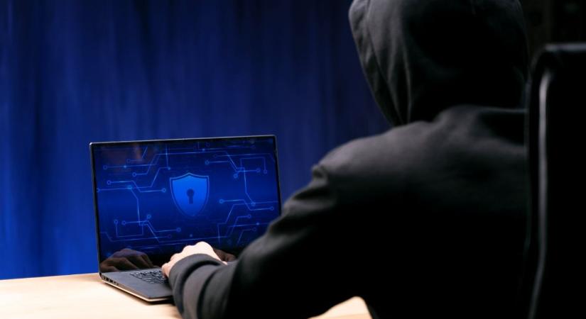 Egy elítélt feltörte a börtön informatikai rendszerét, és csökkentette a büntetéseket Romániában