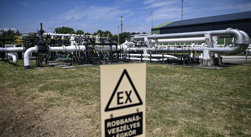 Már jövő év végétől betiltaná az orosz gáz- és olajimportot az Európai Parlament