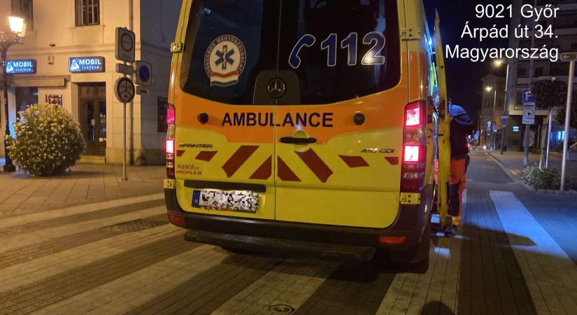 Zavartan kóborolt az éjszakában, a győri rendészek pont jókor érkeztek