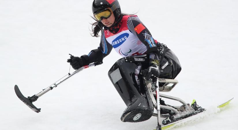 Fogyatékkal élők próbálhatnak ki téli sportágakat Csíkszeredában