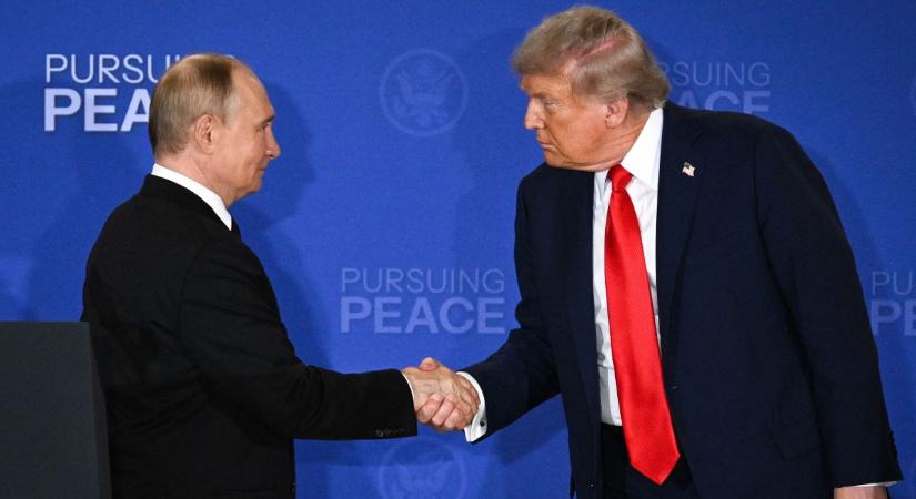 Most érkezett: Donald Trump perceken belül telefonon tárgyal Vlagyimir Putyinnal