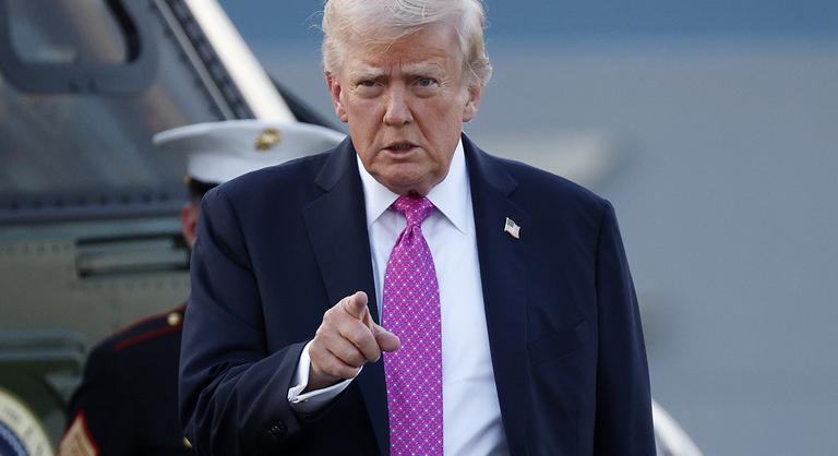 Gázkamrákról és nemi erőszakról viccelődtek Trump politikai családjában
