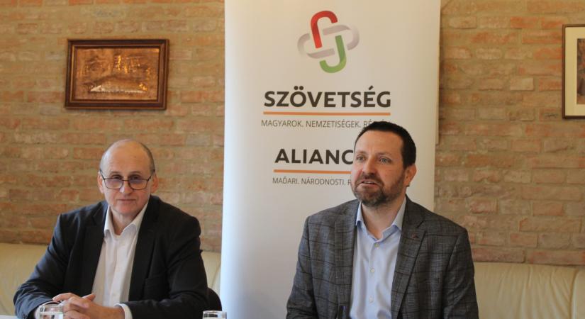 Nehéz idők várnak ránk – szezonnyitó sajtótájékoztató Komáromban