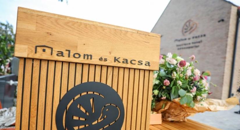 Év Háza Díjat kapott a Malom és Kacsa