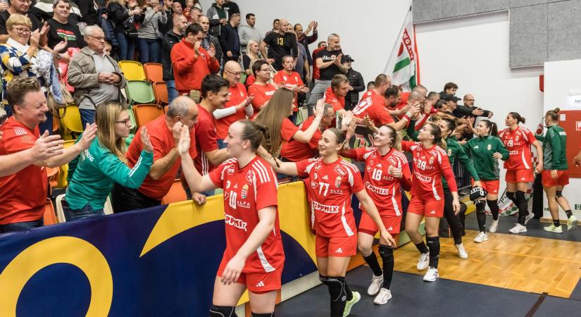 Elrajtolt az Eurokupa – 13 góllal vertük a törököket