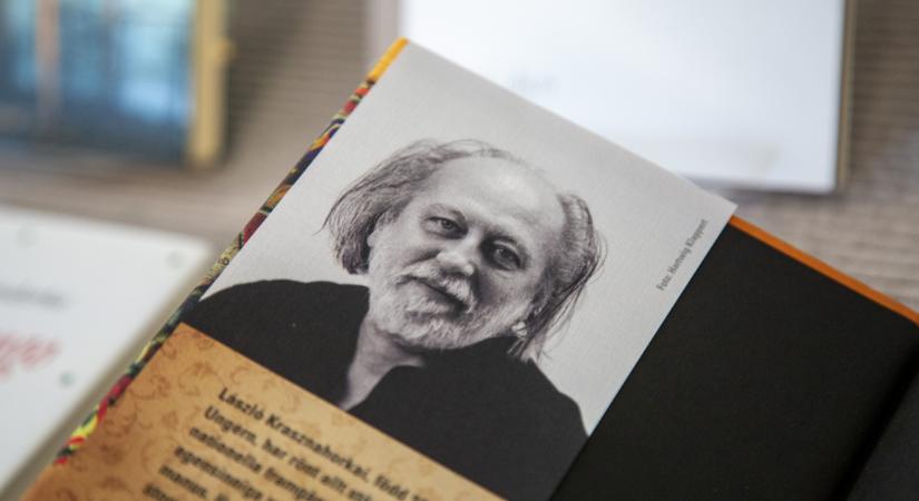 A fordítók nem kapnak semmit, pedig nélkülük Krasznahorkai László sem lenne Nobel-díjas