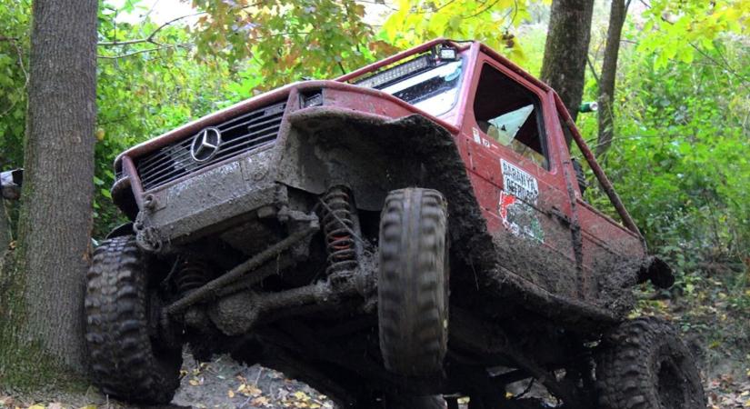 Sár, benzingőz és közösség – dübörgött a Beremendi Off-Road (FOTÓK)