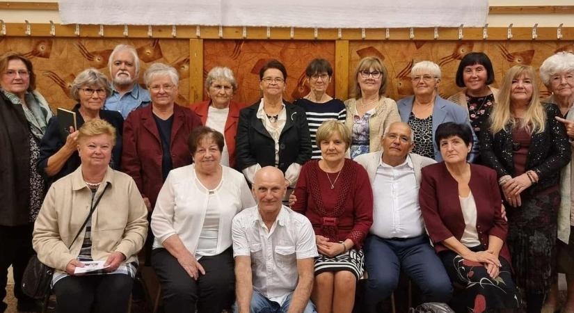 A halasi öregdiákok találkozóján a 94 éves tanárnőjük is örömmel nosztalgiázott