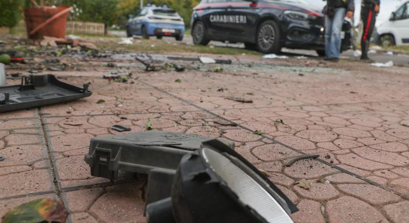 Oknyomozó újságíró autóját robbantották fel Olaszországban
