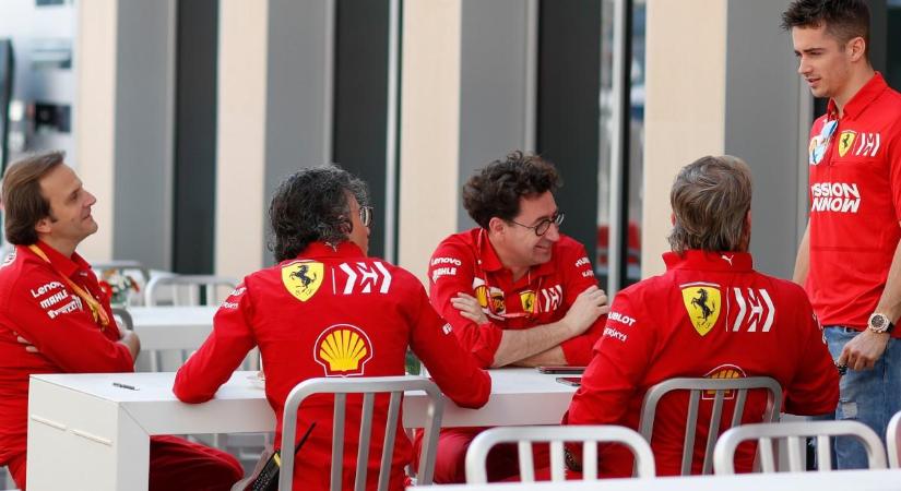 F1: nem ért egyet a Ferrari esélyeit illetően a korábbi és a mostani vezető