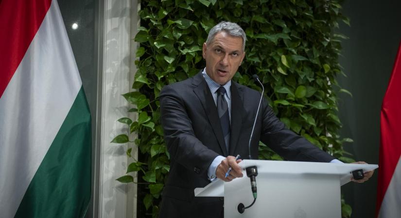 Lázár János már maga sem tudja, hogy milyen hibát követett el Varga Judit a kegyelmi botránynál