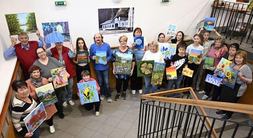 Jótékonysági festménylicit a 20 hónapos kisfiú gyógyulásáért Óváron - fotók