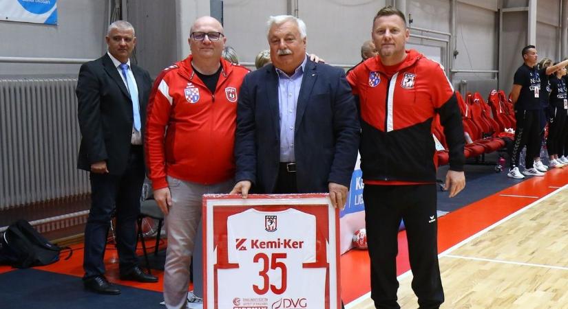 A nagylelkű támogató, Márton Zoltán köszöntése